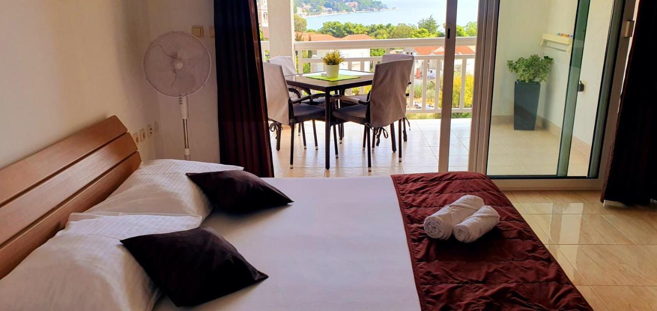 Apartments Rotim Зострог Екстер'єр фото