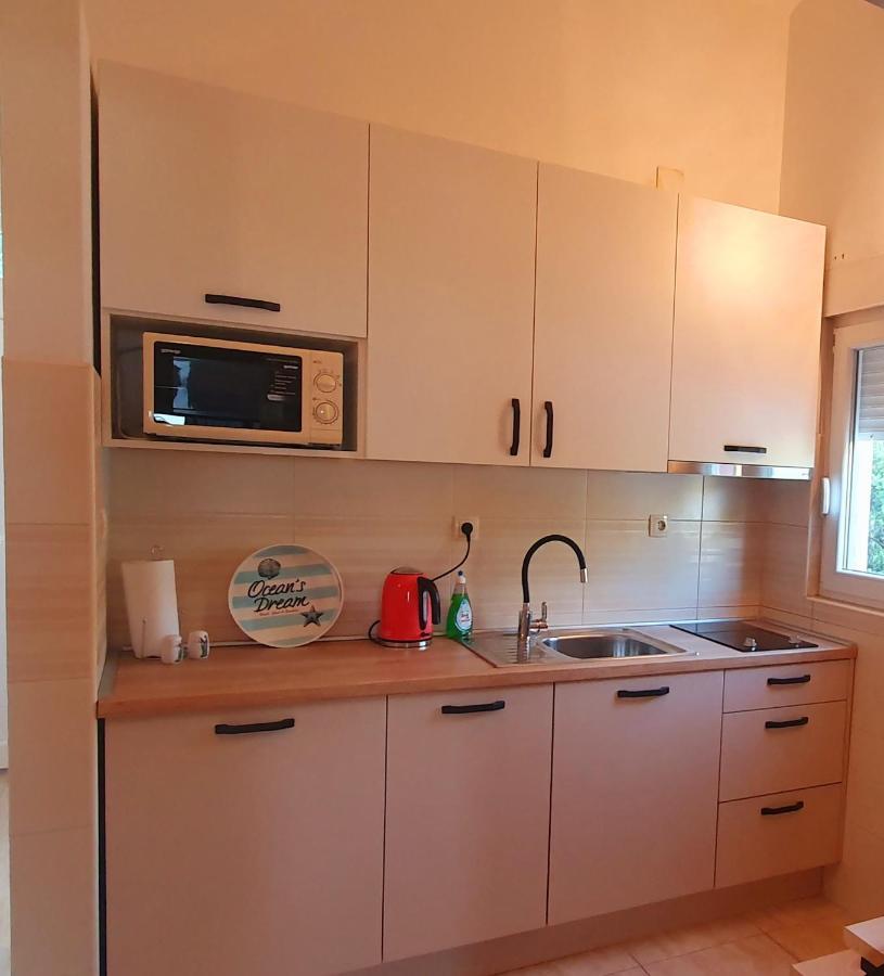 Apartments Rotim Зострог Екстер'єр фото