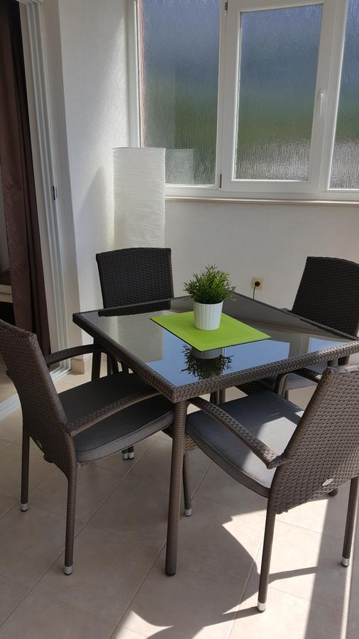 Apartments Rotim Зострог Екстер'єр фото